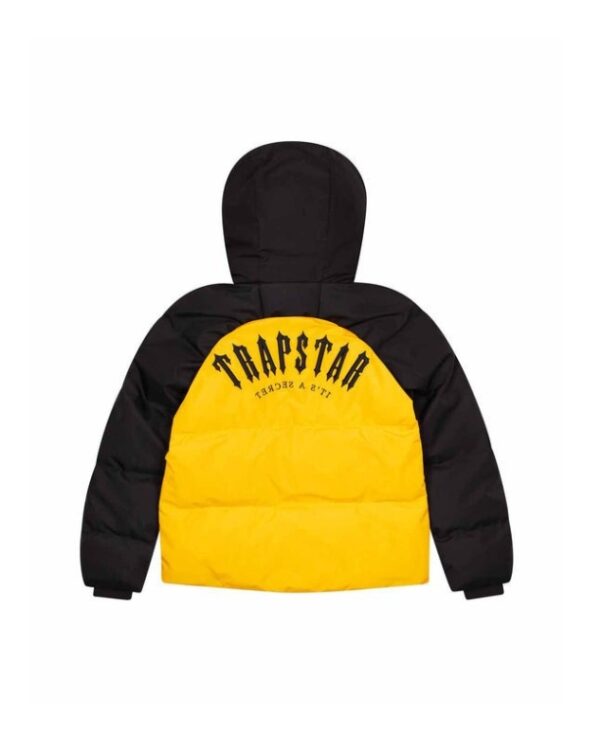 Trapstar: Bold Streetwear Inspired by the Energy of London Life